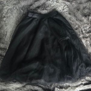 Black Tulle Skirt (size s)